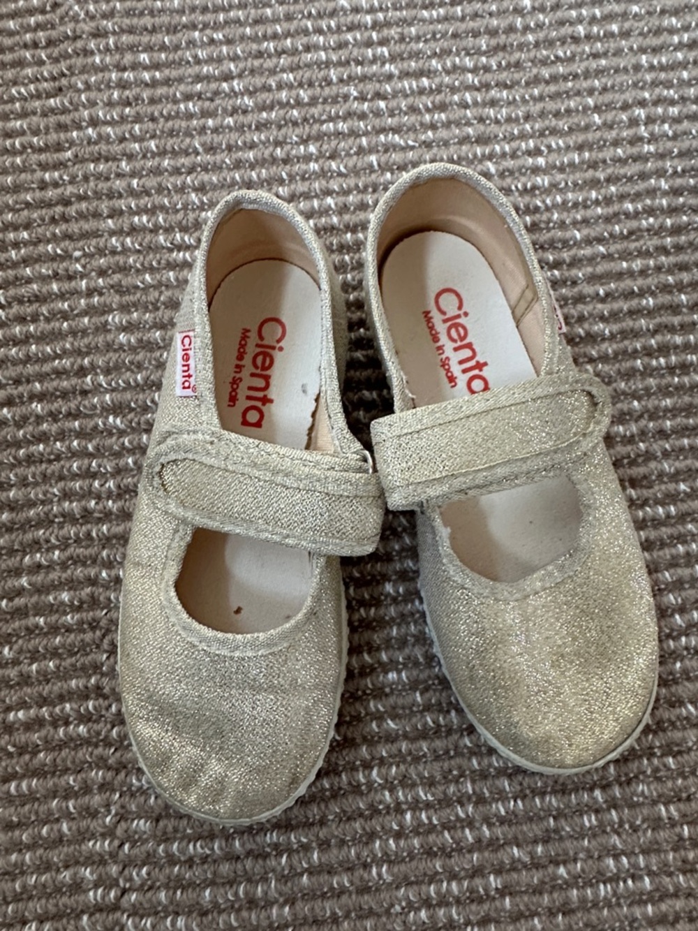 Cienta Girls' Sparkle Mary Janes in Gold